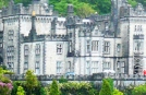 Radfahren im Hinterland Irlands zum Kylemore Abbey