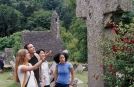 Groupe lors d'un circuit en Irlande à Glendalough